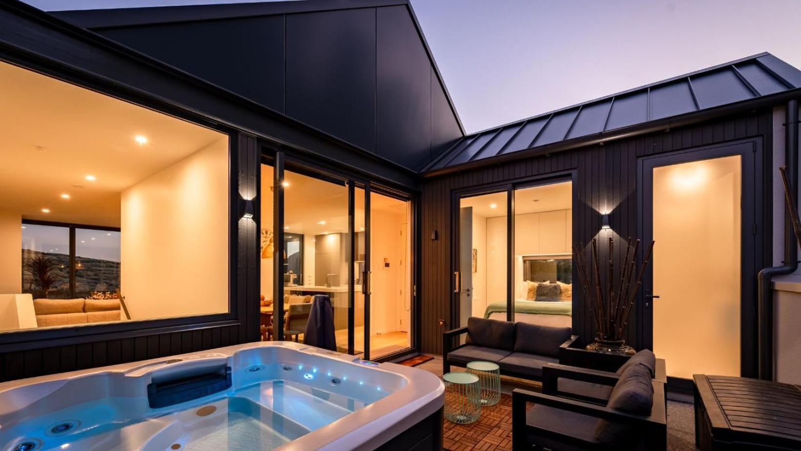 Villa The Tiers- Hot Tub- Ac- Bbq- Free Parking Distretto di Distretto di Queenstown Esterno foto